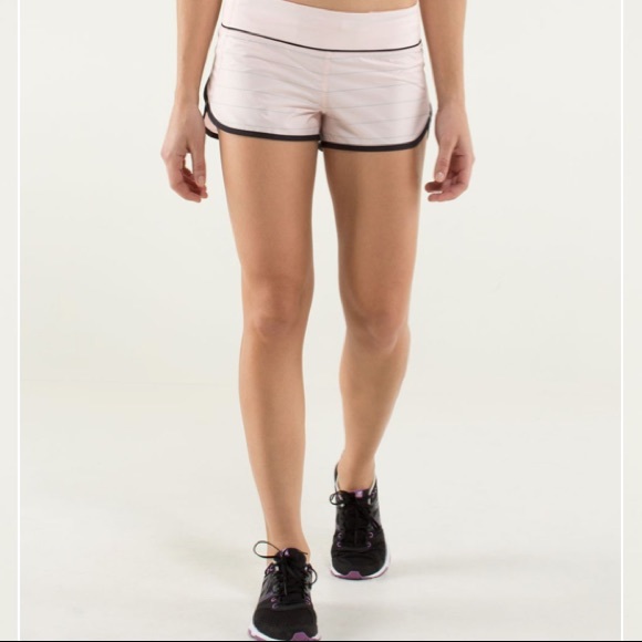 Lululemon Run: Speed Short in Slalom Stripe - Picture 2 of 9